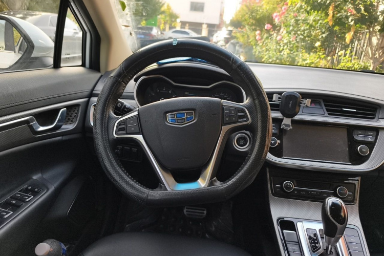 GEELY Emgrand GS 2017 #11 GEELY Emgrand GS 2017 immagine di auto #11