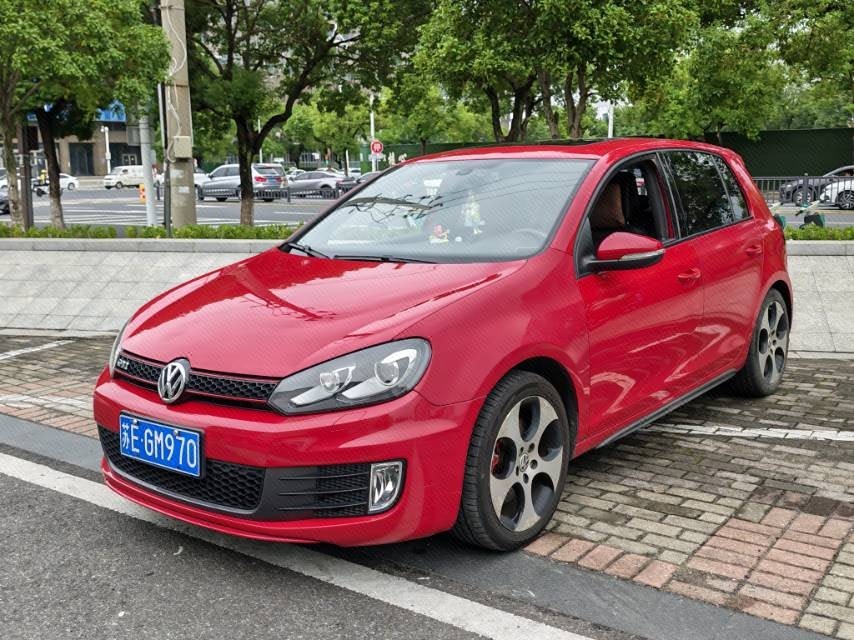 Volkswagen GolfGTI 2014 Volkswagen GolfGTI 2014 car image
