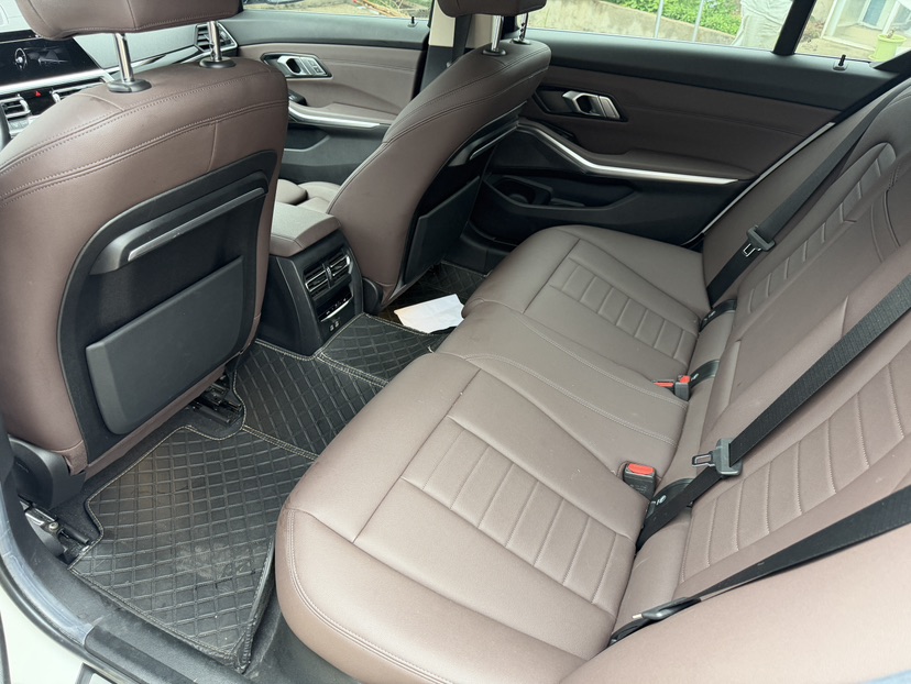 BMW 3 Series 2021 immagine di auto #9