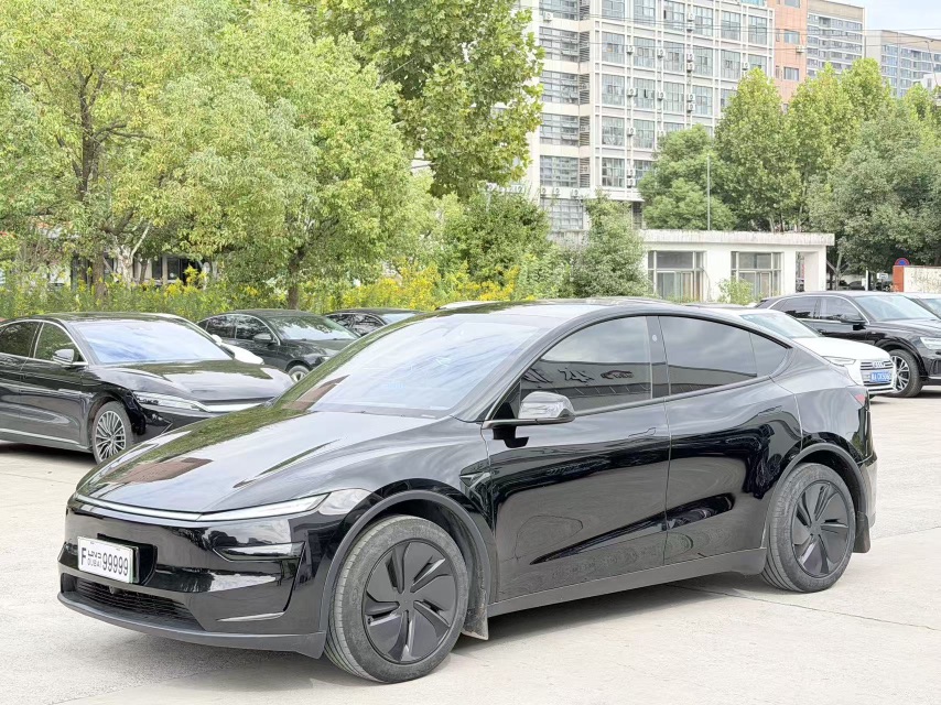 Tesla Model Y 2026 Tesla Model Y 2026 car image