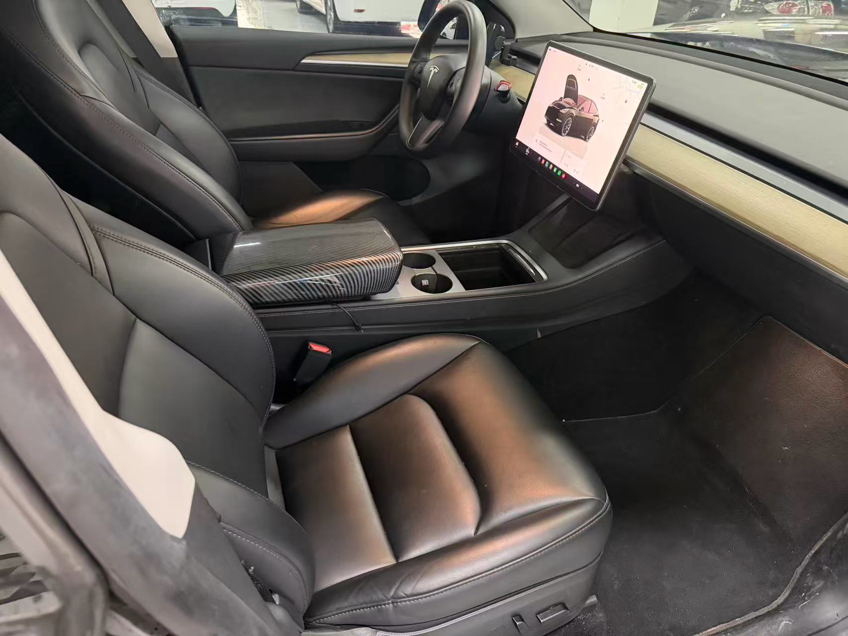 Tesla Model Y 2023 #8 Tesla Model Y 2023 immagine di auto #8