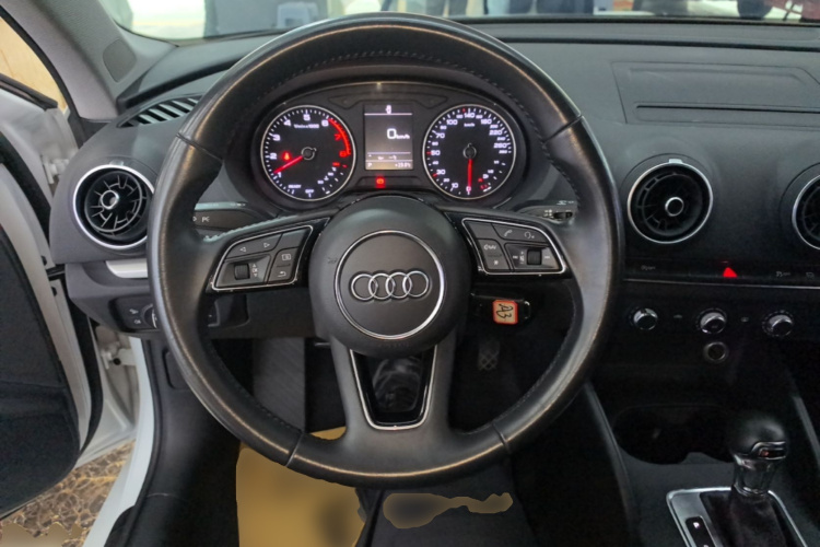 Audi A3 2019 image de voiture #11