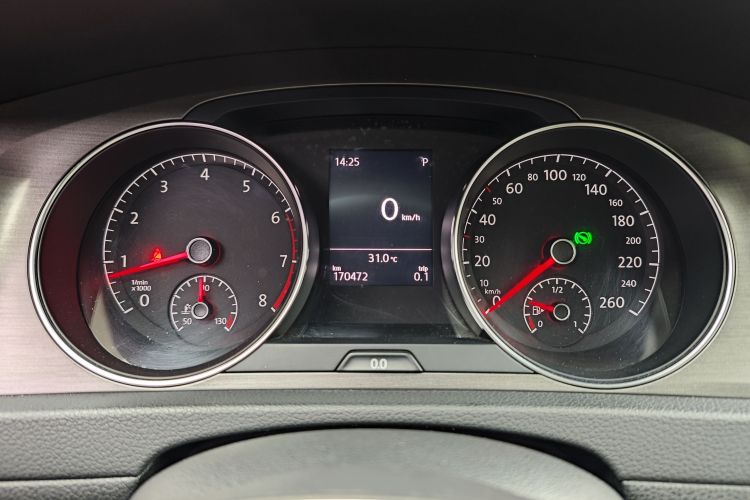 Volkswagen Golf 2014 car image #12
