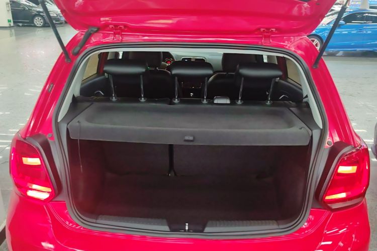 Volkswagen Polo 2016 #21 Volkswagen Polo 2016 car image #21