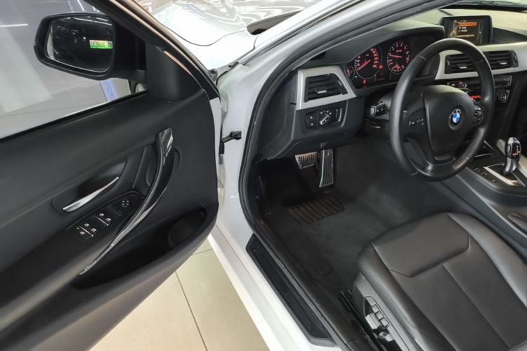 BMW 3 Series 2015 #16 BMW 3 Series 2015 immagine di auto #16