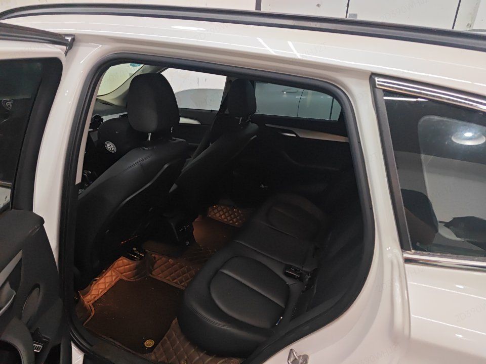 BMW X1 2018 #3 BMW X1 2018 car image #3
