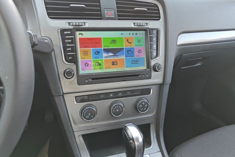 Volkswagen Golf 2017 #13 Volkswagen Golf 2017 car image #13