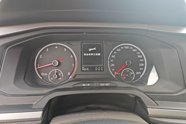 Volkswagen Polo 2021 car image #12