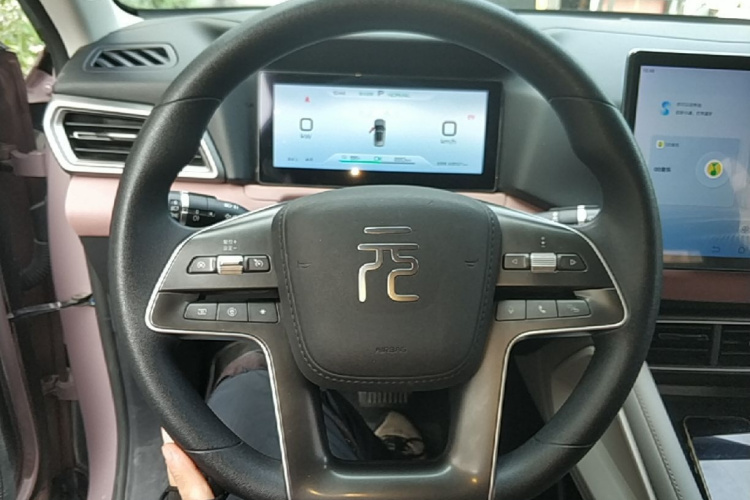 BYD YuanUP 2024 изображение автомобиля #11