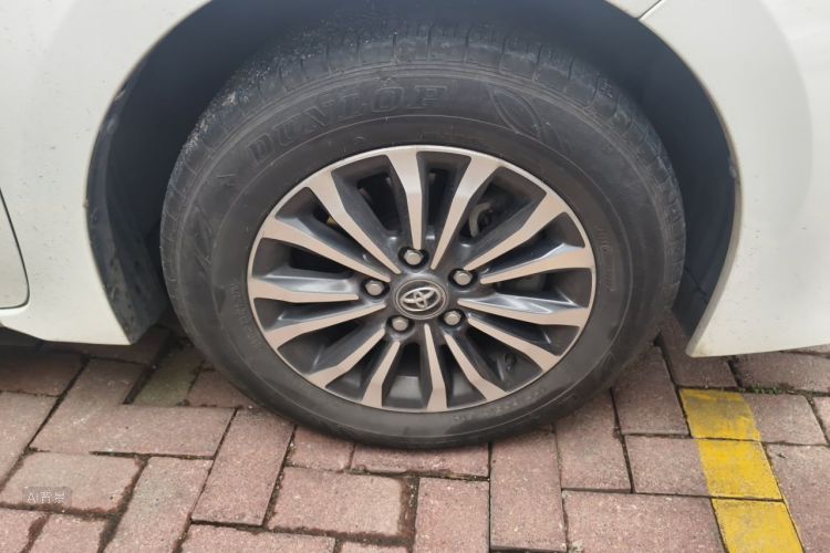 Toyota Corolla 2019 car image #9