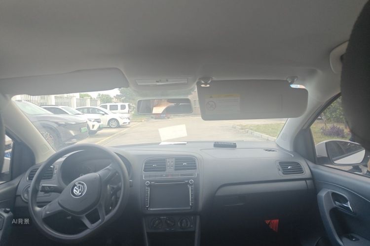 Volkswagen Polo 2016 car image #20