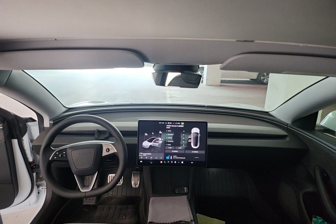 Tesla Model 3 2025 #23 Tesla Model 3 2025 car image #23