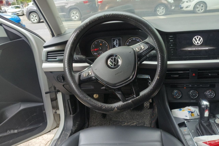 Volkswagen Lavida 2021 car image #12