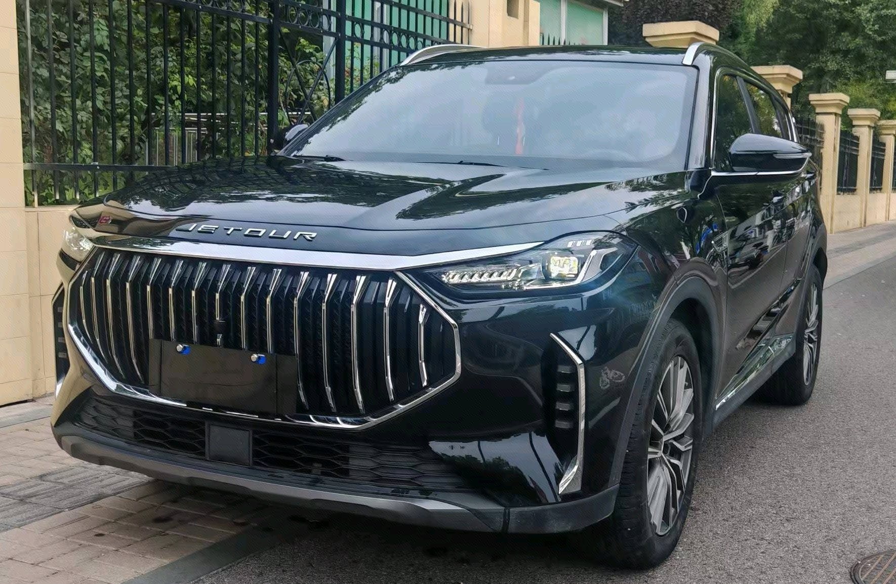 Jetour X70 PLUS 2025 car image 