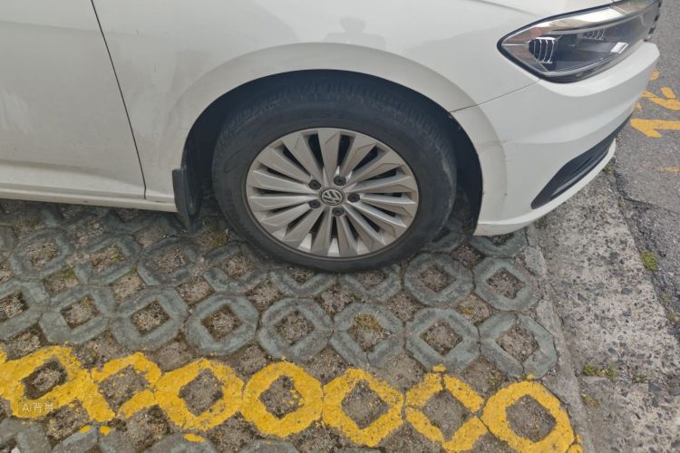 Volkswagen Lavida 2019 car image #9