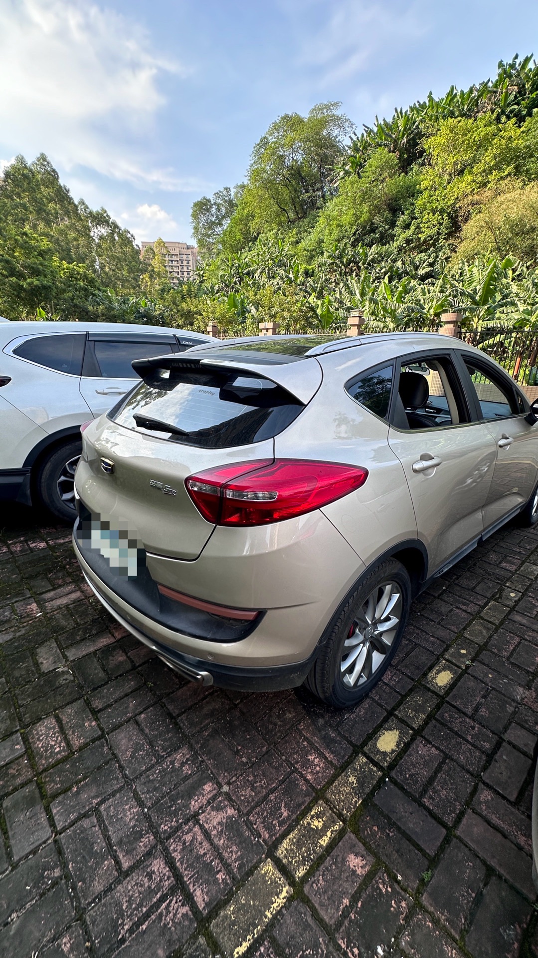 GEELY Emgrand GS 2017 car image #3