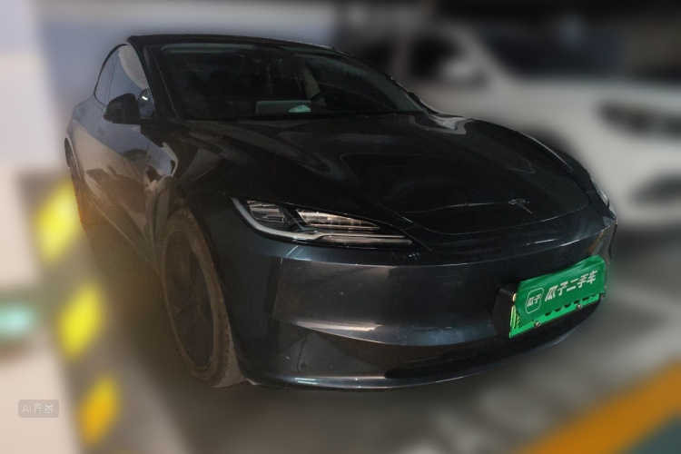 Tesla Model 3 2025 car image #4