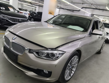 BMW 3 Series 2019 BMW 3 Series 2019 immagine di auto