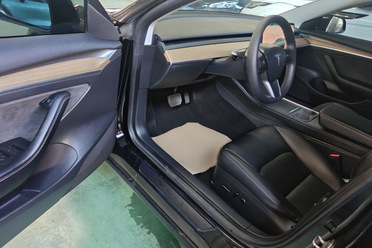 Tesla Model 3 2023 #12 Tesla Model 3 2023 car image #12