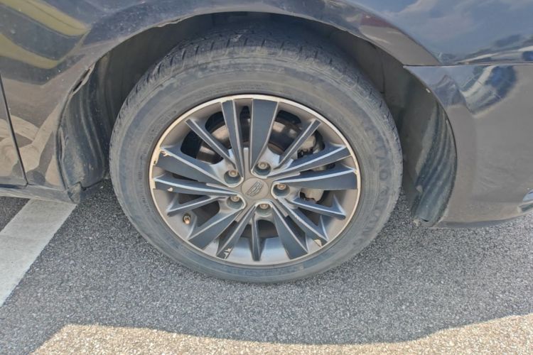 GEELY Emgrand 2018 #9 GEELY Emgrand 2018 car image #9