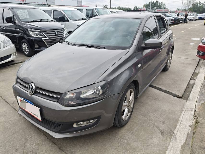 Volkswagen Polo 2012 Volkswagen Polo 2012 car image