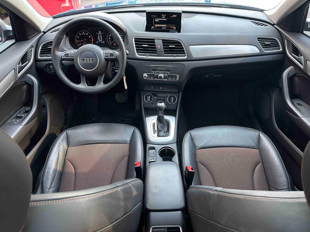 Audi Q3 2018 #12 Audi Q3 2018 car image #12