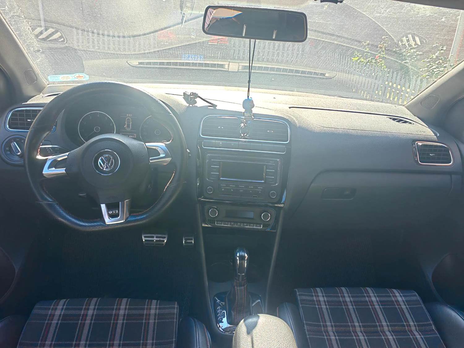 Volkswagen Polo 2013 car image #8