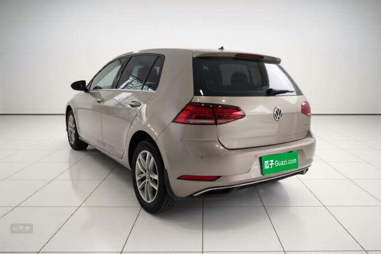 Volkswagen Golf 2018 car image #5