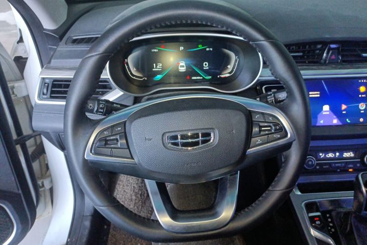 GEELY Emgrand 2020 car image #11