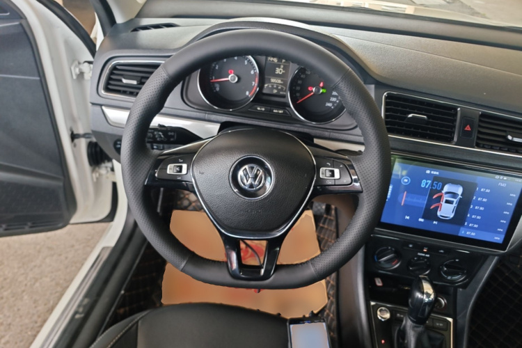 Volkswagen Lavida 2019 #11 Volkswagen Lavida 2019 car image #11