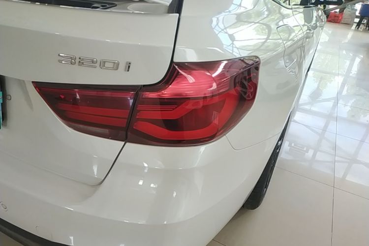 BMW 3 Series GT 2020 car image #8