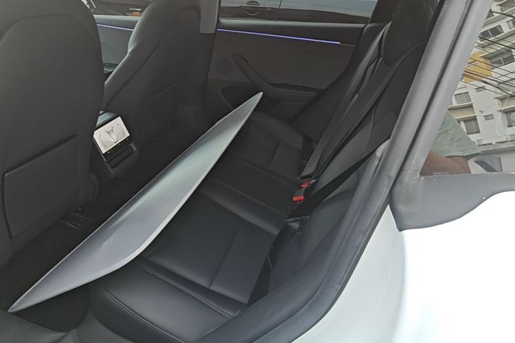 Tesla Model 3 2025 #17 Tesla Model 3 2025 car image #17