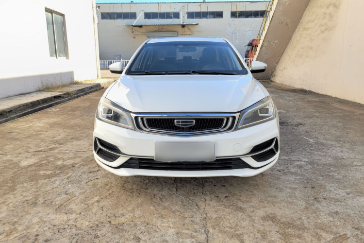 GEELY Emgrand 2019 #3 GEELY Emgrand 2019 car image #3