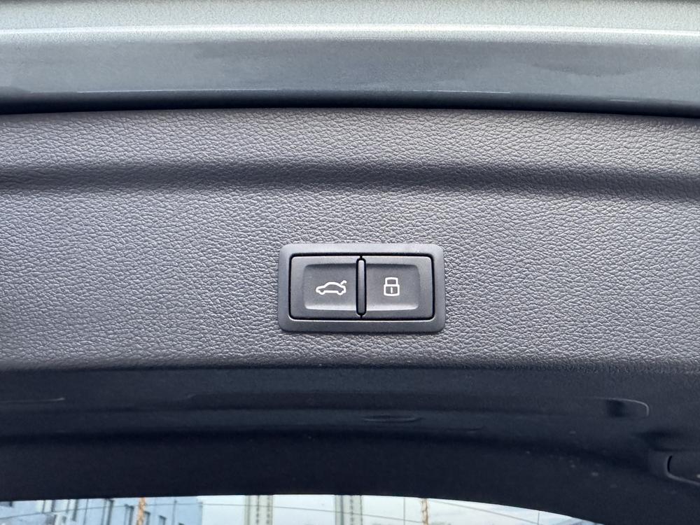 Audi Q3 Sportback 2022 #9 Audi Q3 Sportback 2022 صورة سيارة #9