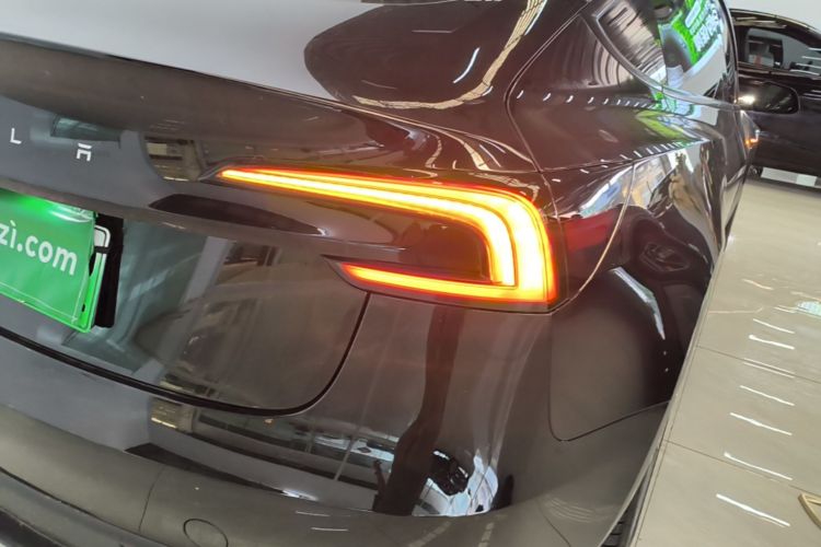 Tesla Model 3 2024 #8 Tesla Model 3 2024 car image #8