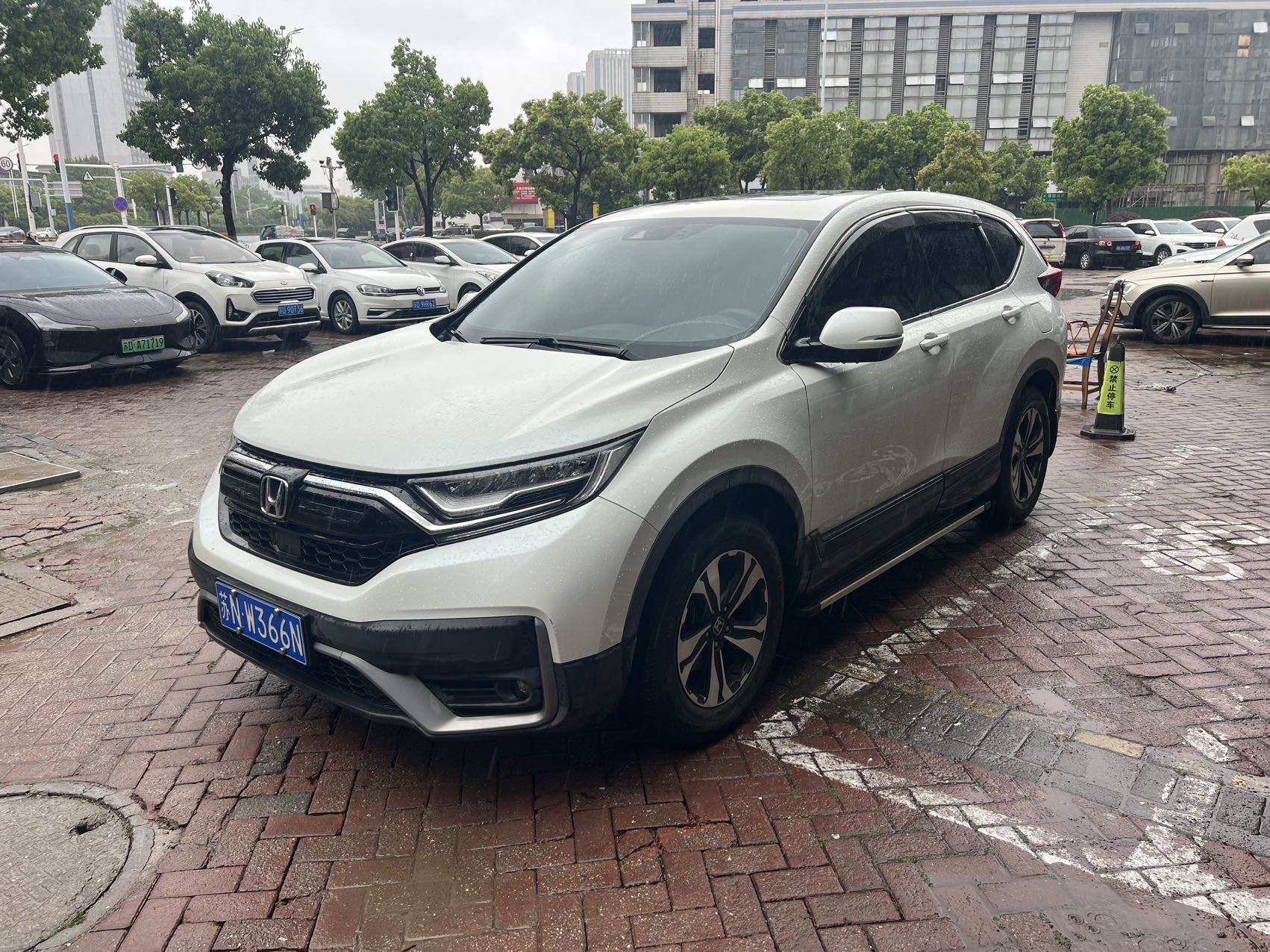 Honda CR-V 2021 car image #2