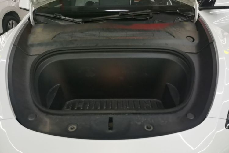 Tesla Model Y 2023 #20 Tesla Model Y 2023 car image #20