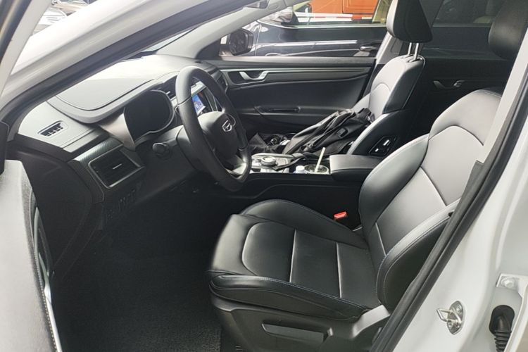 GEELY Emgrand New Energy 2022 #15 GEELY Emgrand New Energy 2022 car image #15