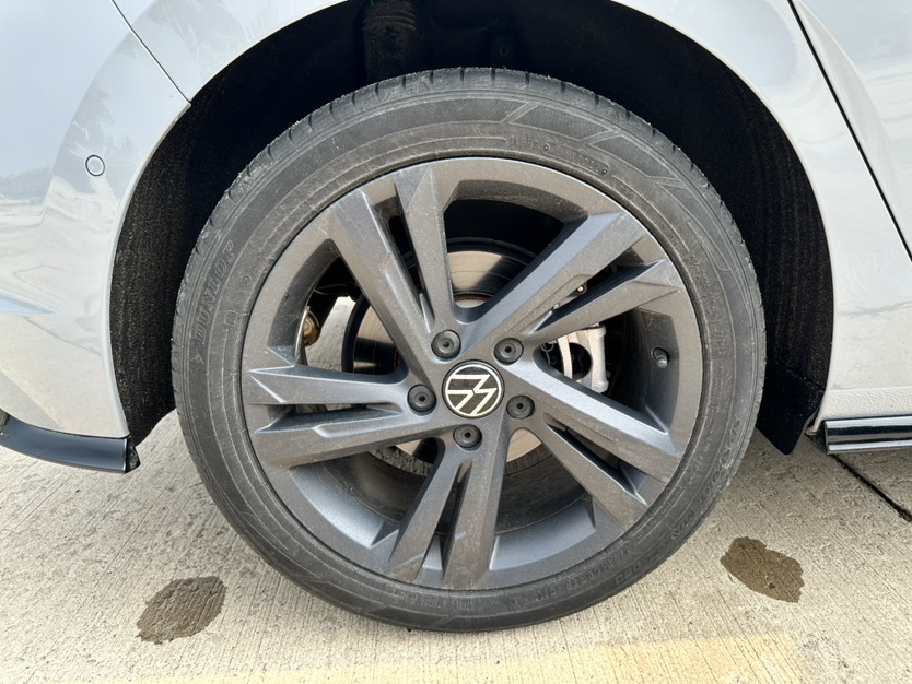 Volkswagen Golf 2022 immagine di auto #24
