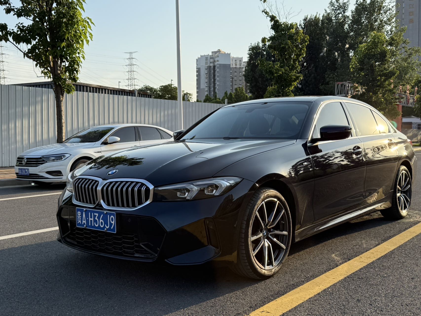 BMW 3 Series 2023 car image 