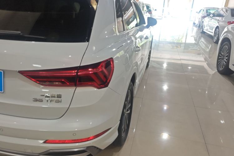Audi Q3 2020 #8 Audi Q3 2020 car image #8