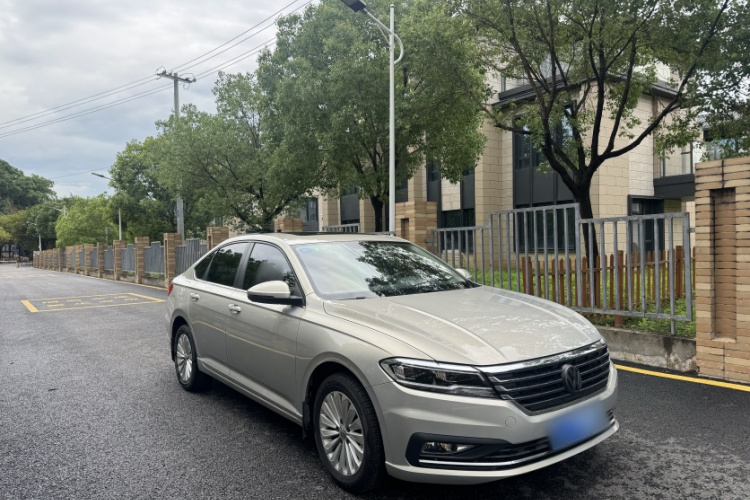 Volkswagen Lavida 2019 #4 Volkswagen Lavida 2019 car image #4