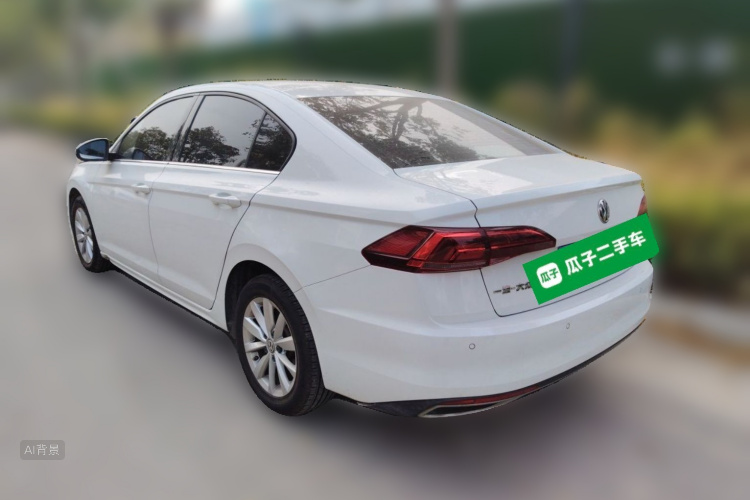 2019 изображение автомобиля #5