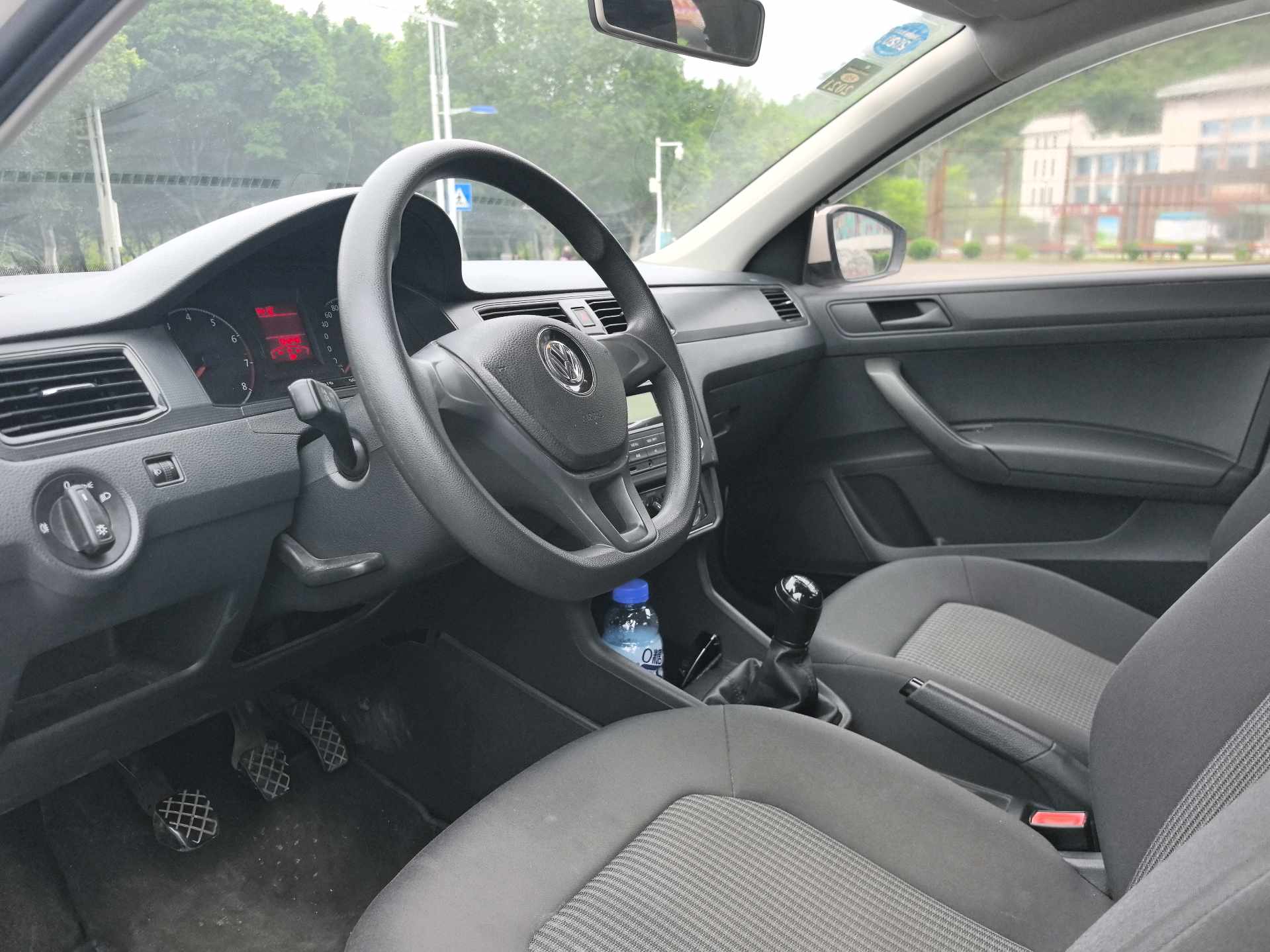 Volkswagen Santana 2017 car image #4