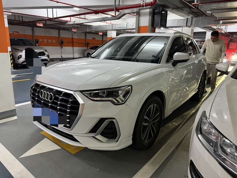 Audi Q3 2023 Audi Q3 2023 car image