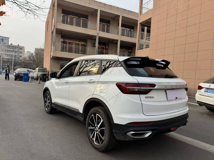 GEELY Coolray 2021 immagine di auto #7
