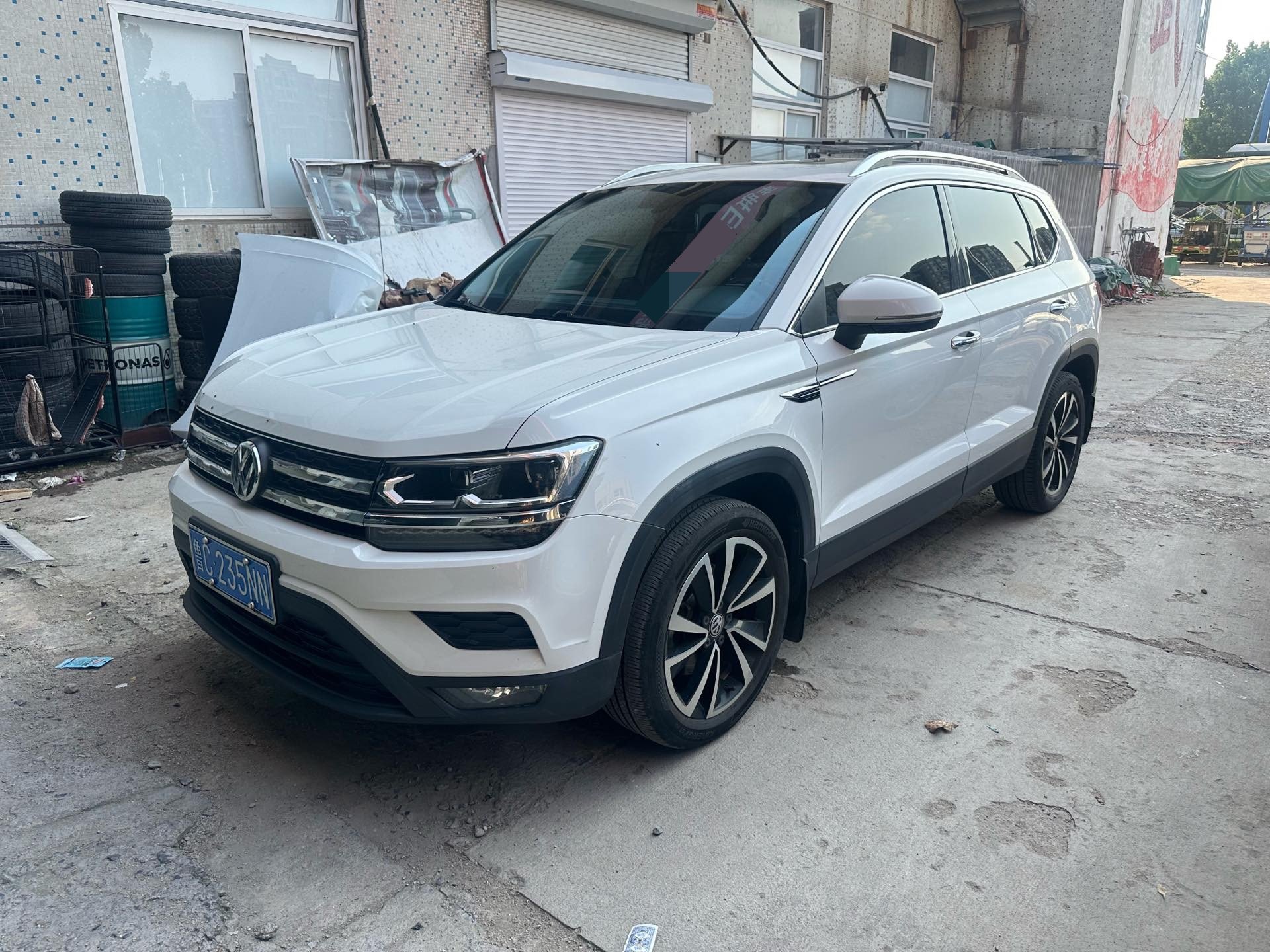2018 2018 car image