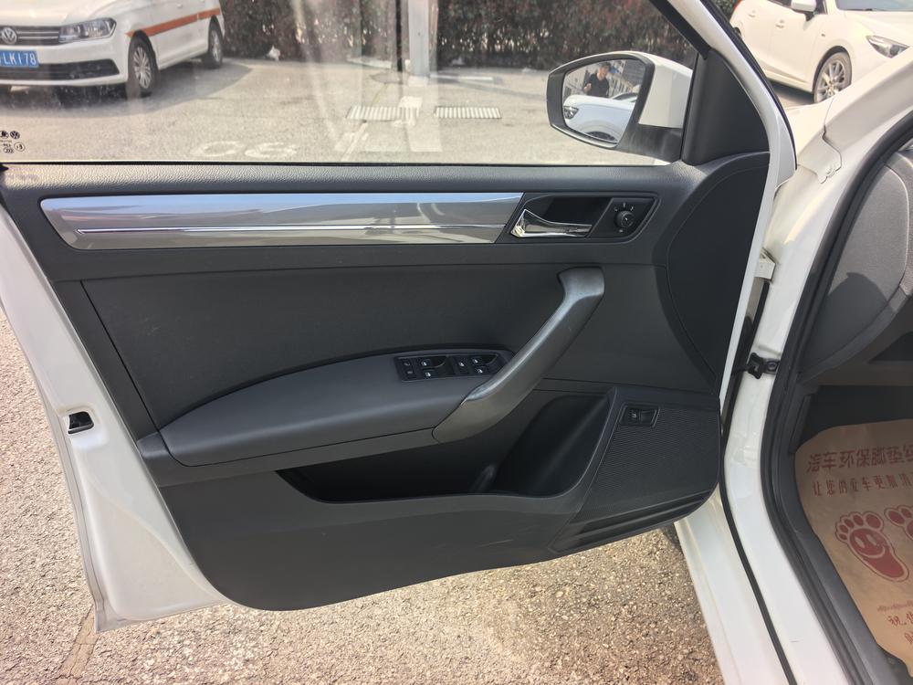 Volkswagen Santana 2018 car image #7
