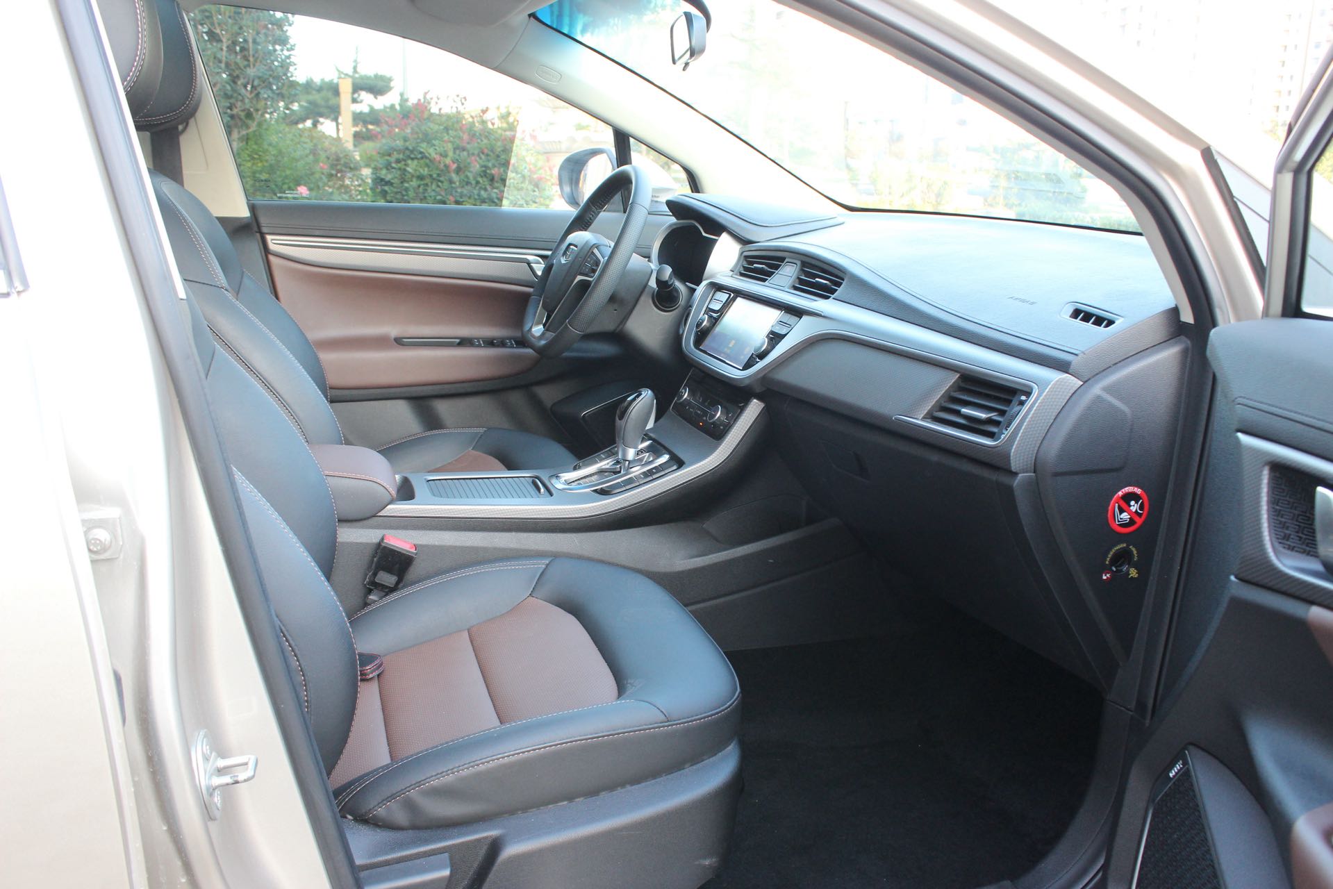 GEELY Emgrand GS 2016 car image #8