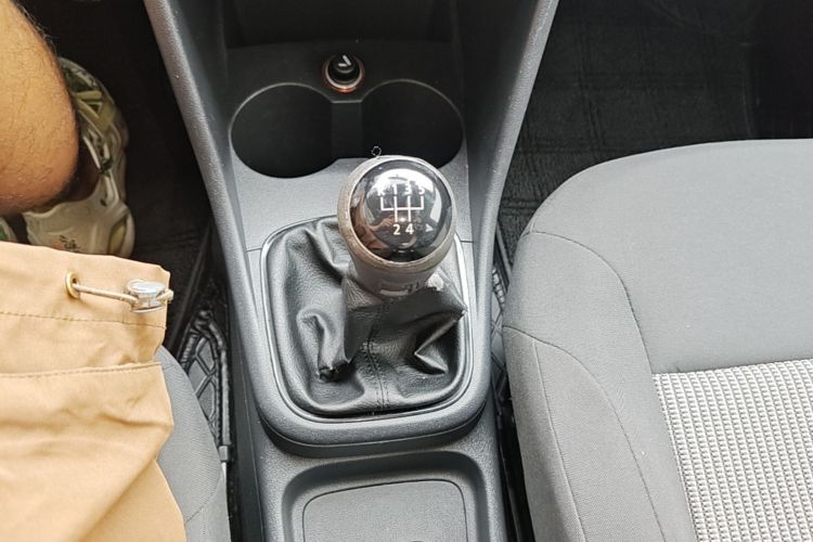 Volkswagen Polo 2016 car image #14